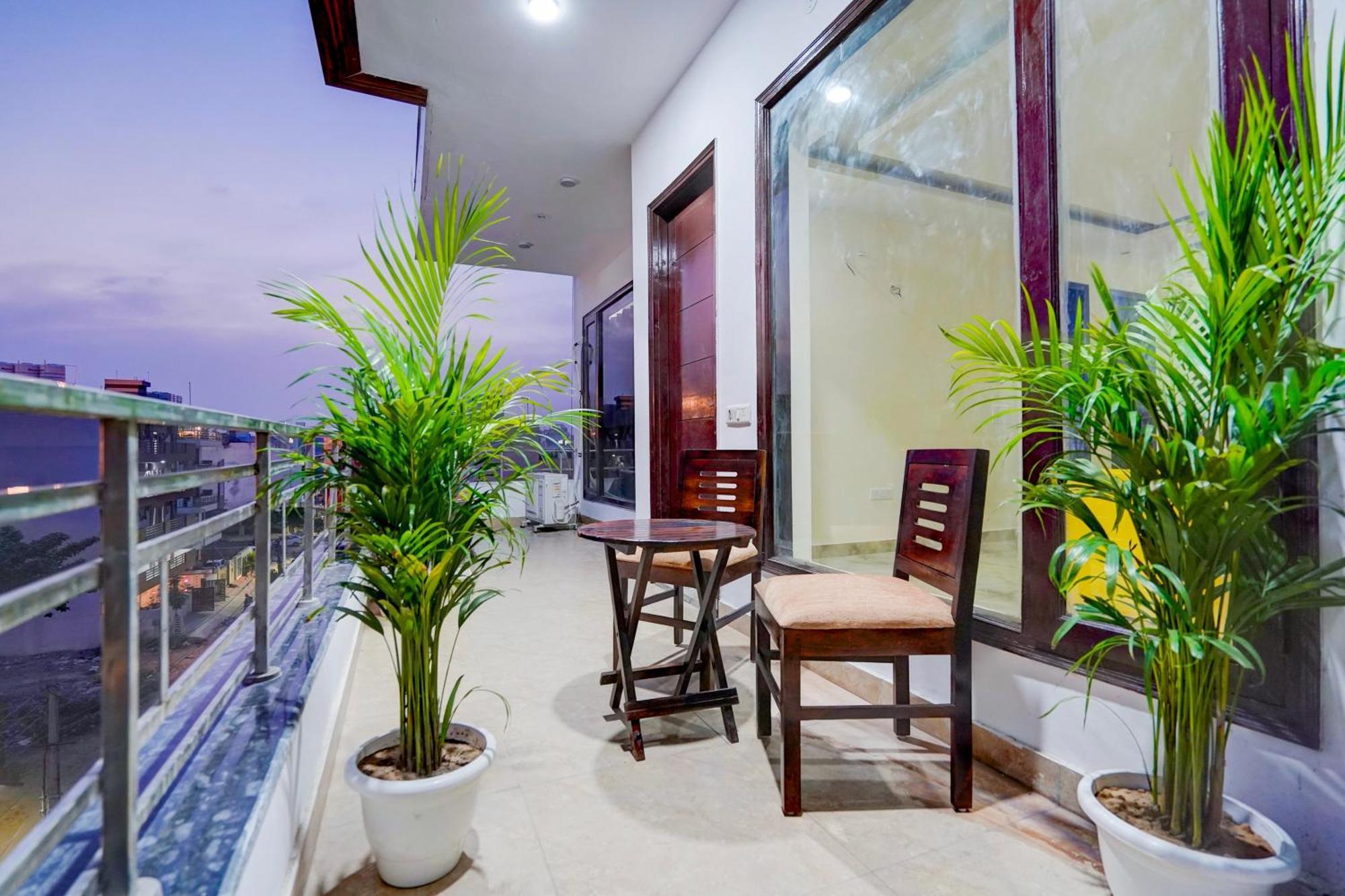 Townhouse Delight Inn Γκουργκάον Εξωτερικό φωτογραφία