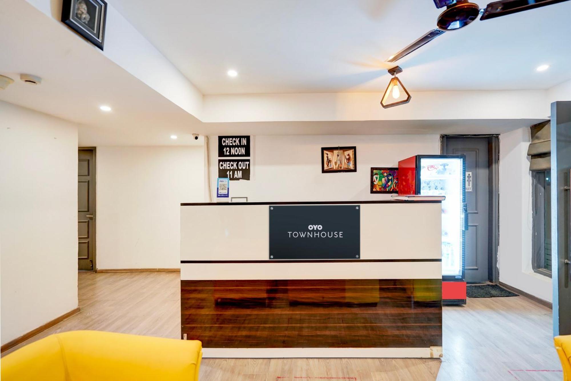 Townhouse Delight Inn Γκουργκάον Εξωτερικό φωτογραφία