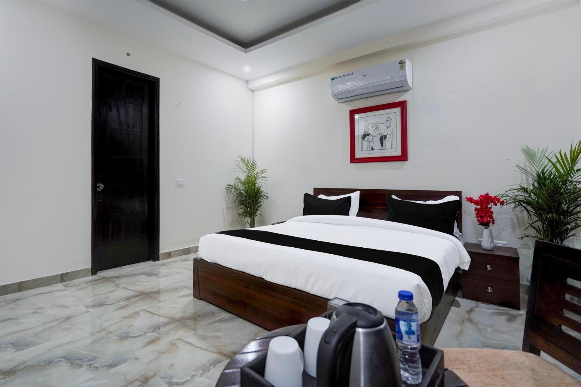 Townhouse Delight Inn Γκουργκάον Εξωτερικό φωτογραφία