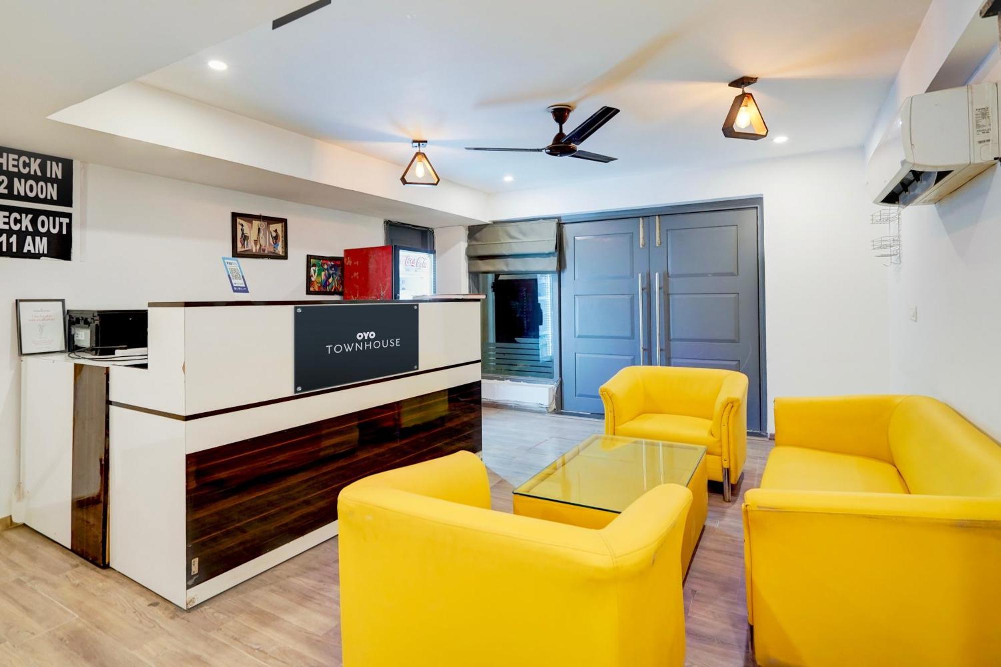 Townhouse Delight Inn Γκουργκάον Εξωτερικό φωτογραφία