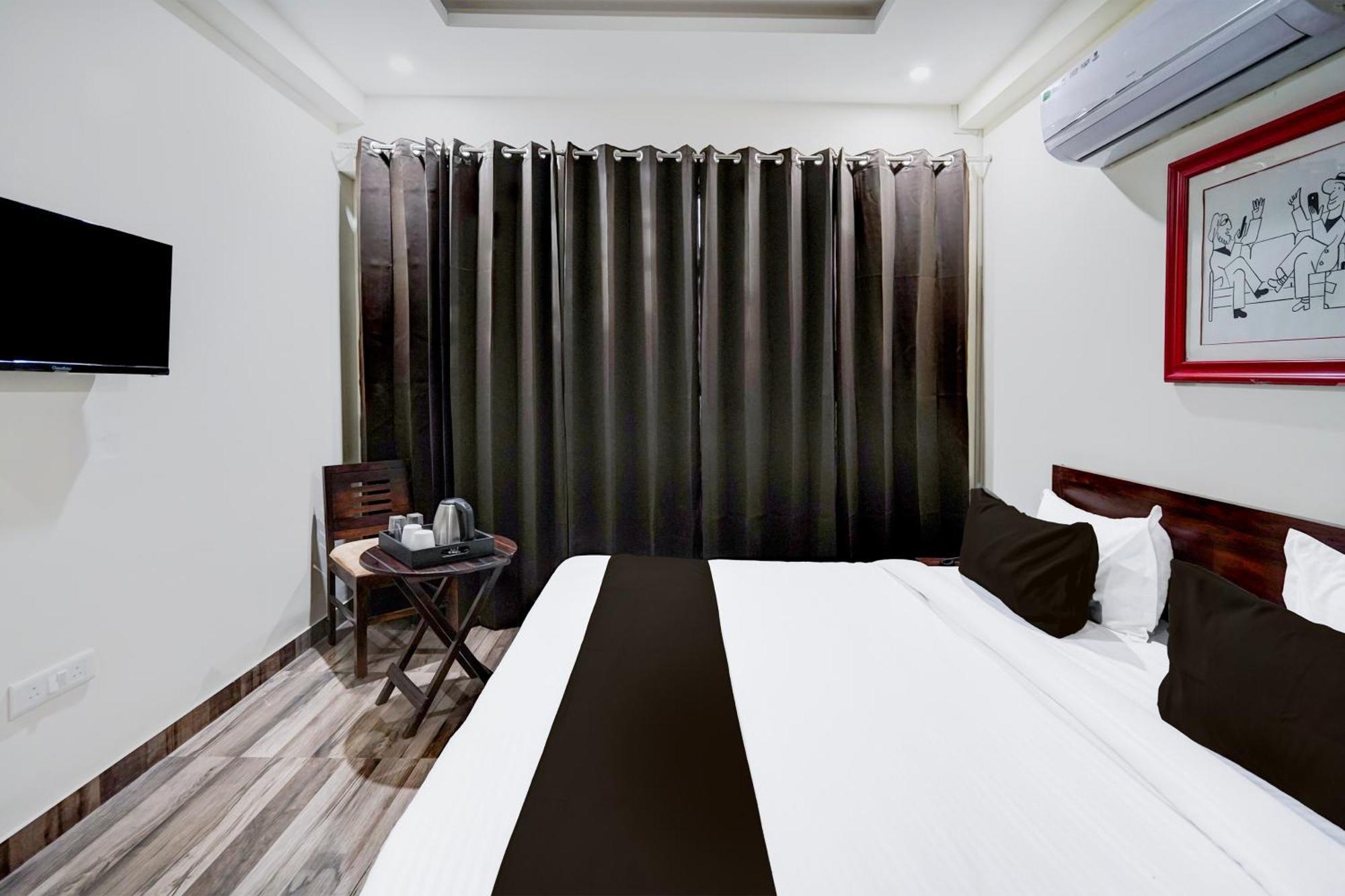 Townhouse Delight Inn Γκουργκάον Εξωτερικό φωτογραφία