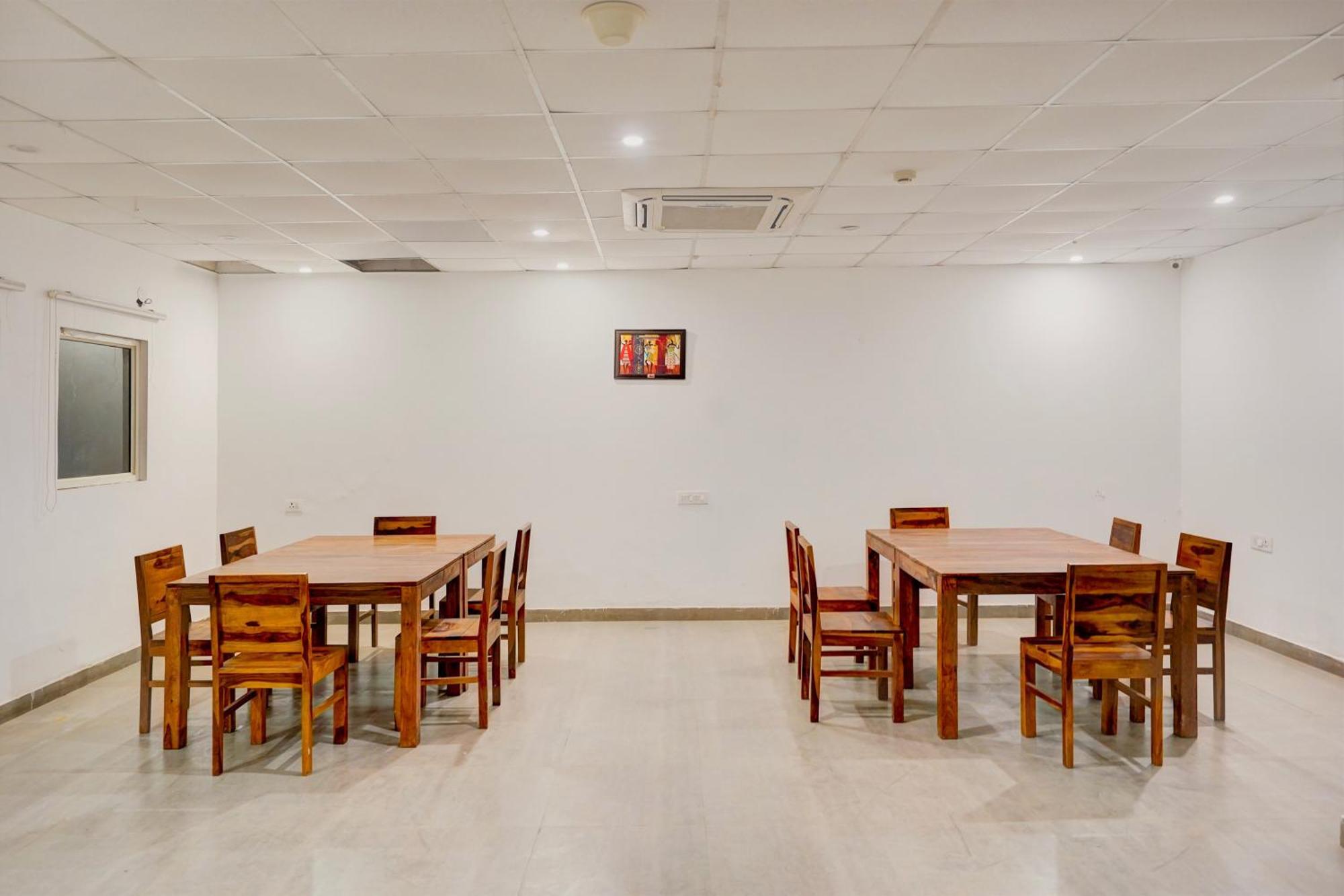 Townhouse Delight Inn Γκουργκάον Εξωτερικό φωτογραφία