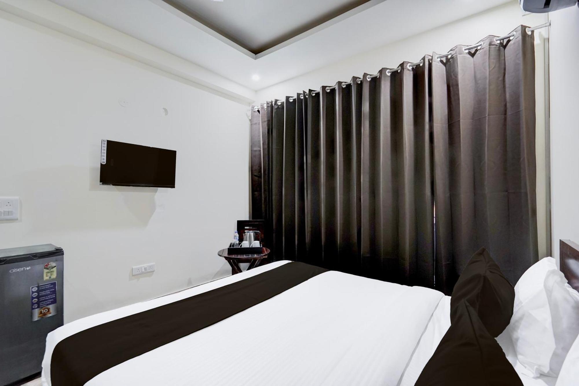 Townhouse Delight Inn Γκουργκάον Εξωτερικό φωτογραφία